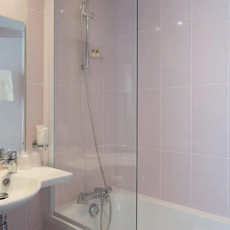 Ours Blanc - Wilson Hotel Toulouse